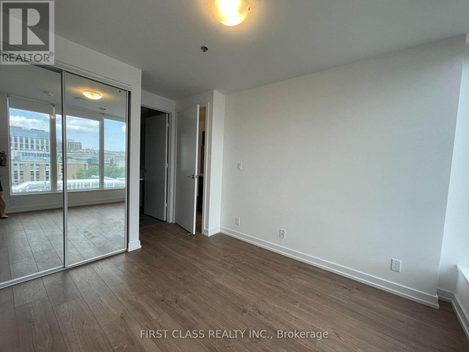 805 - 203 College Street, Toronto, Ontario  M5T 0C8 - Photo 9 - C13538206