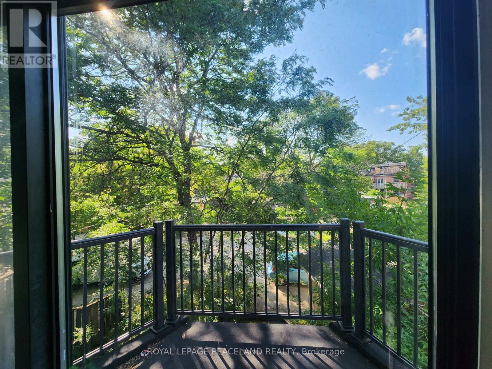 5 - 558 Spadina Crescent, Toronto, Ontario  M5S 2J9 - Photo 10 - C13538276