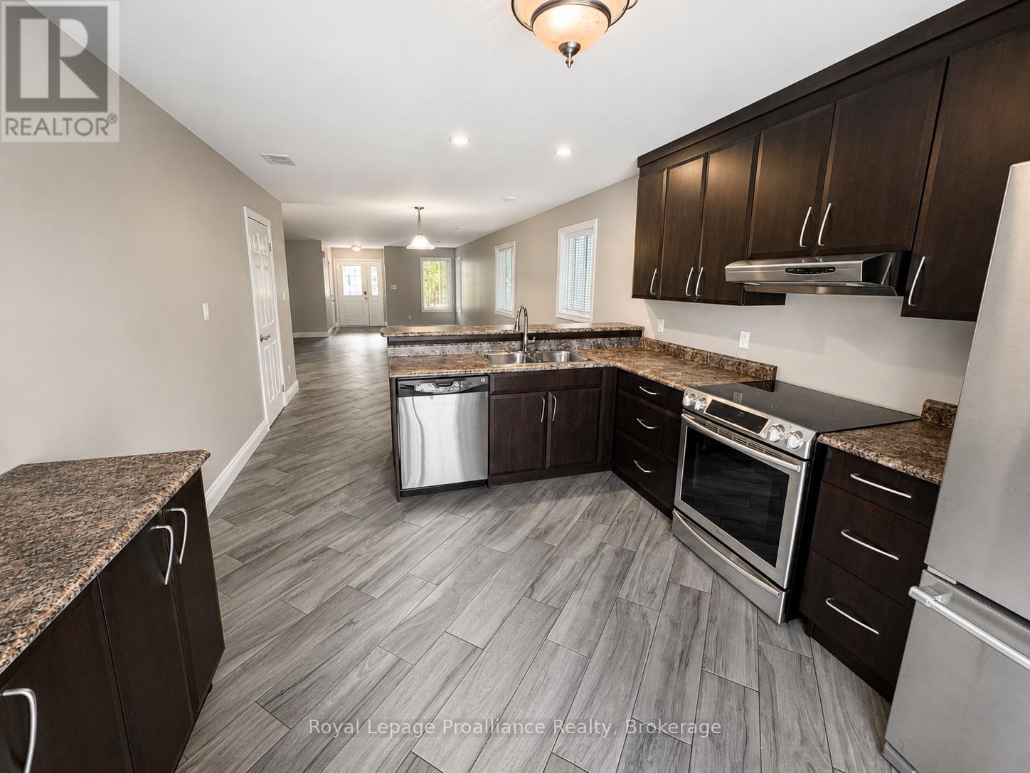 54 South John Street, Belleville, Ontario  K8N 3E3 - Photo 10 - X13537906