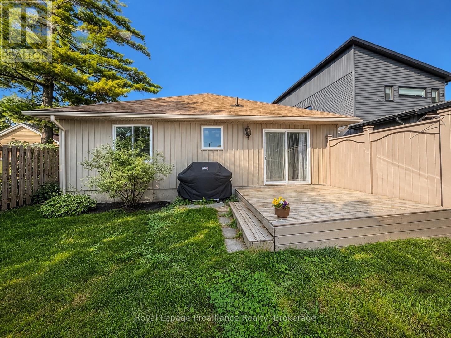 54 South John Street, Belleville, Ontario  K8N 3E3 - Photo 17 - X13537906