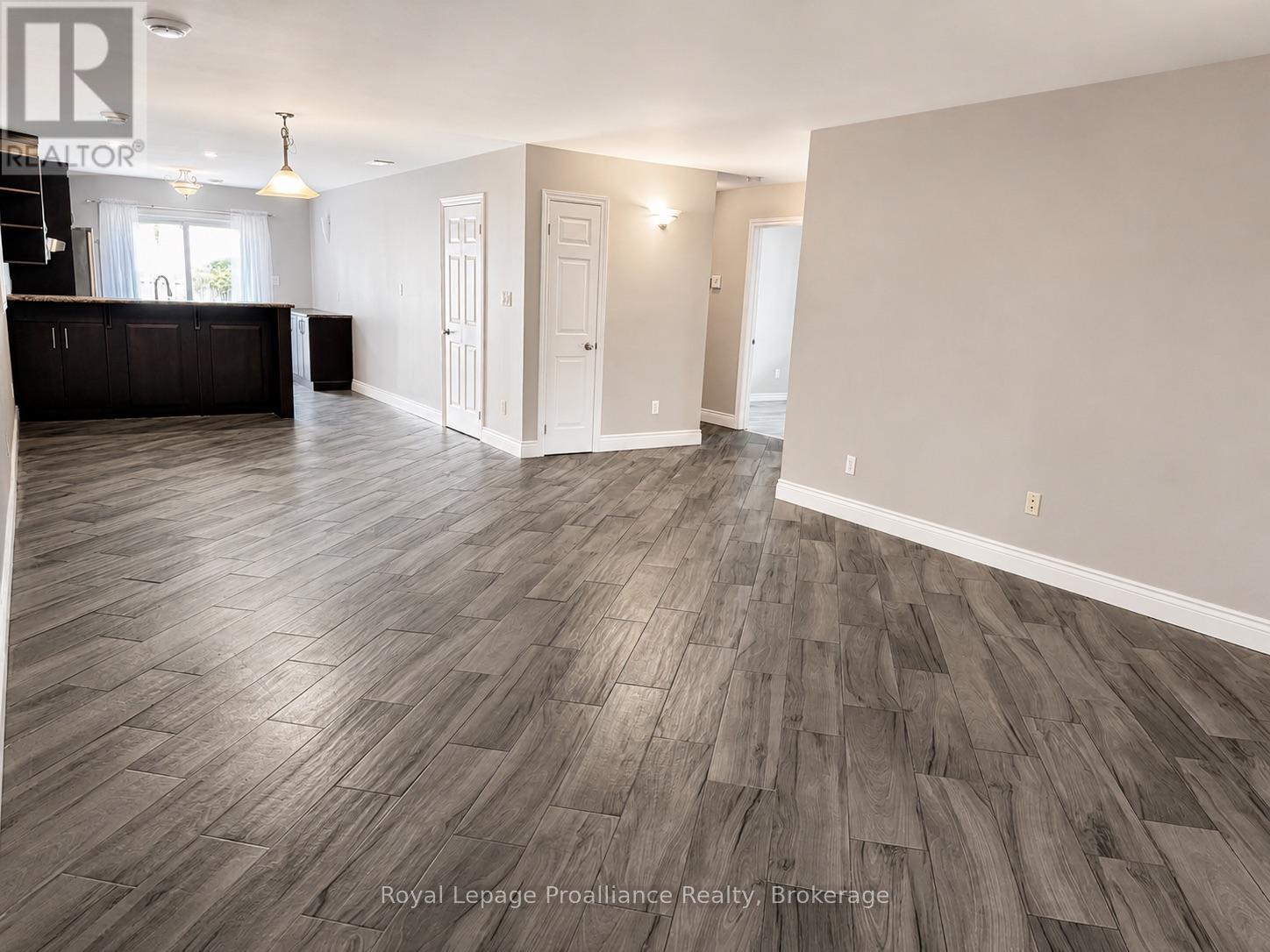 54 South John Street, Belleville, Ontario  K8N 3E3 - Photo 7 - X13537906