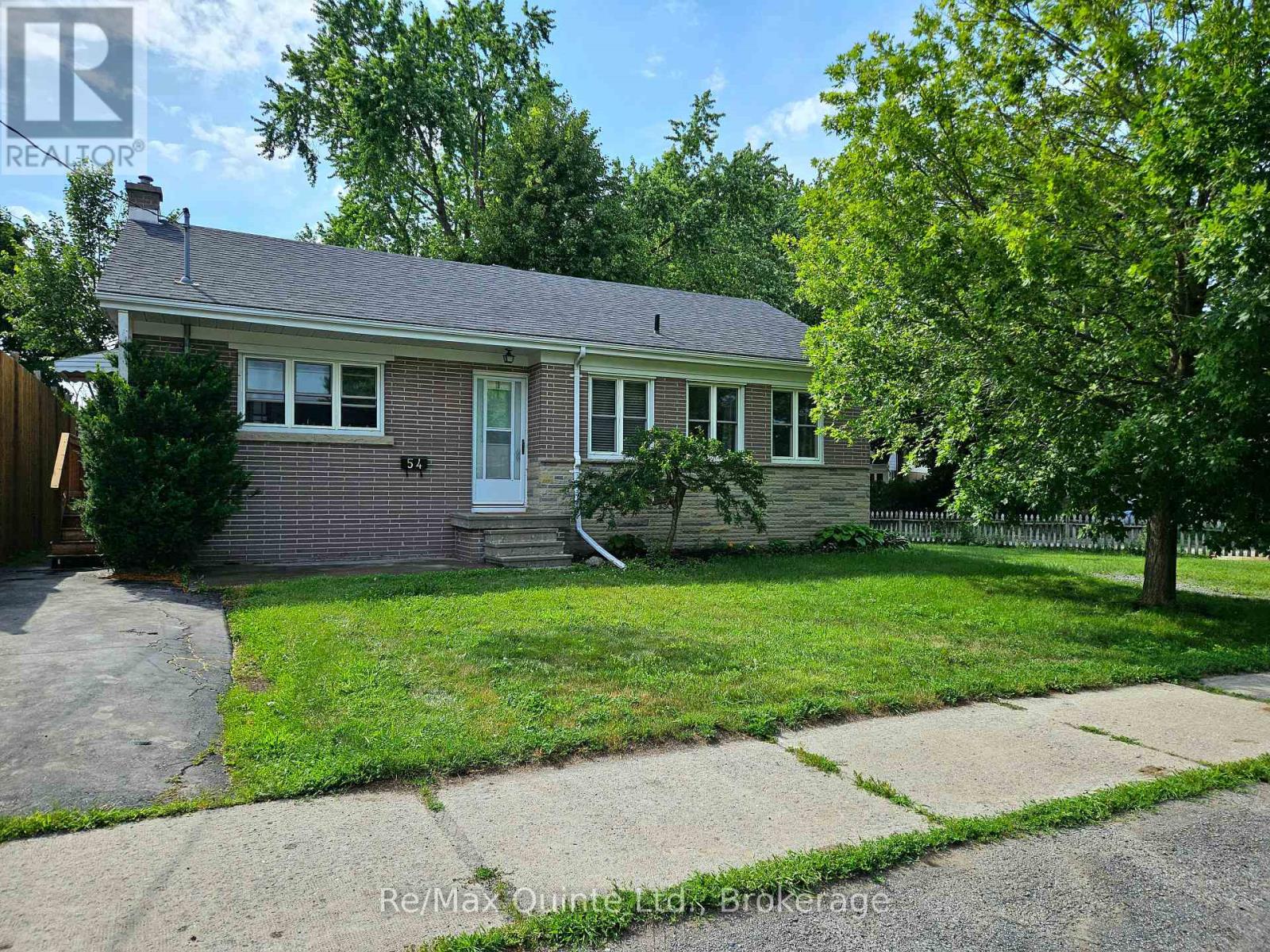 54 GREENLAWN AVENUE