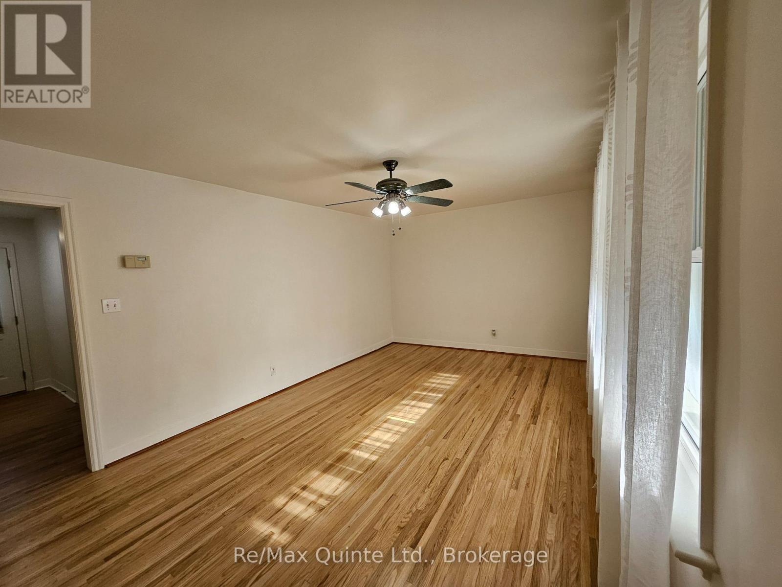 54 Greenlawn Avenue, Belleville, Ontario  K8N 4B5 - Photo 11 - X13538248