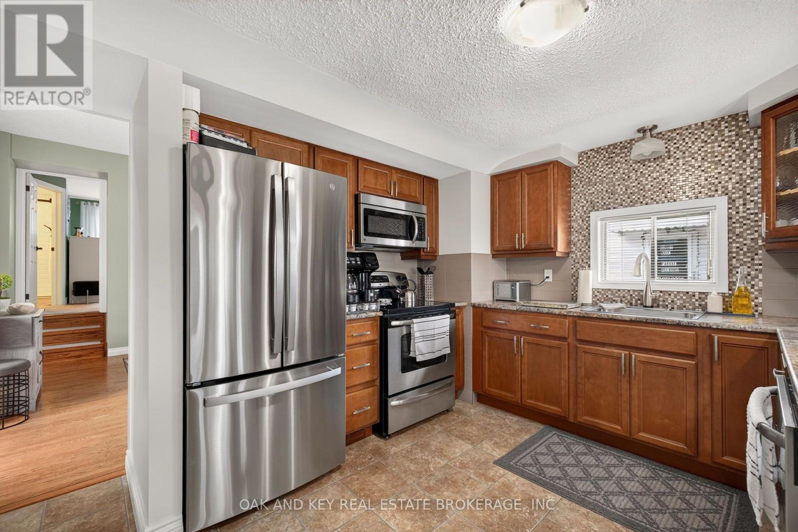 323 Clarke Road, London East, Ontario N5W 5G3 - Photo 10 - X13537902