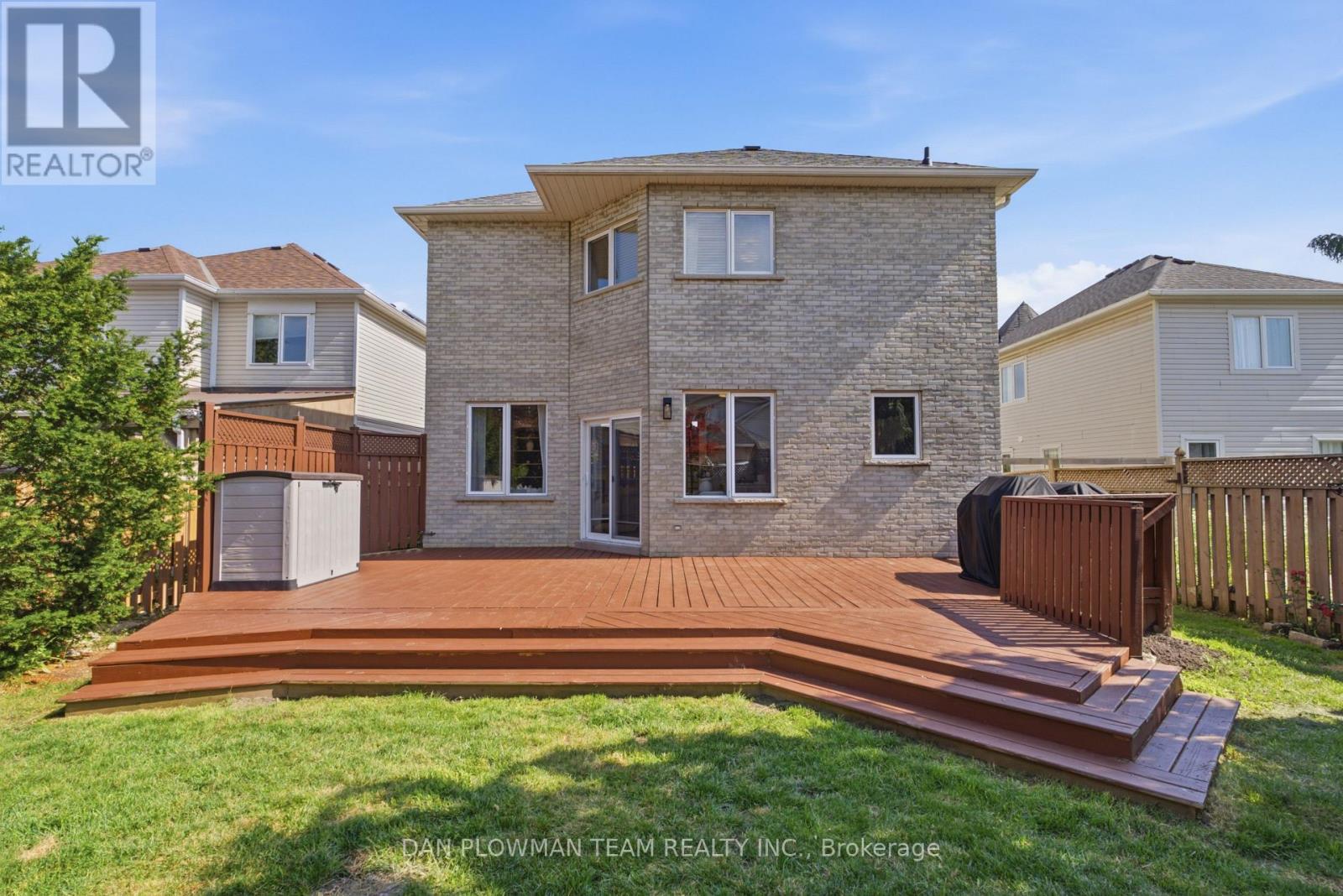 30 Weldon Street, Whitby, Ontario L1R 2T4 - Photo 42 - E13538006