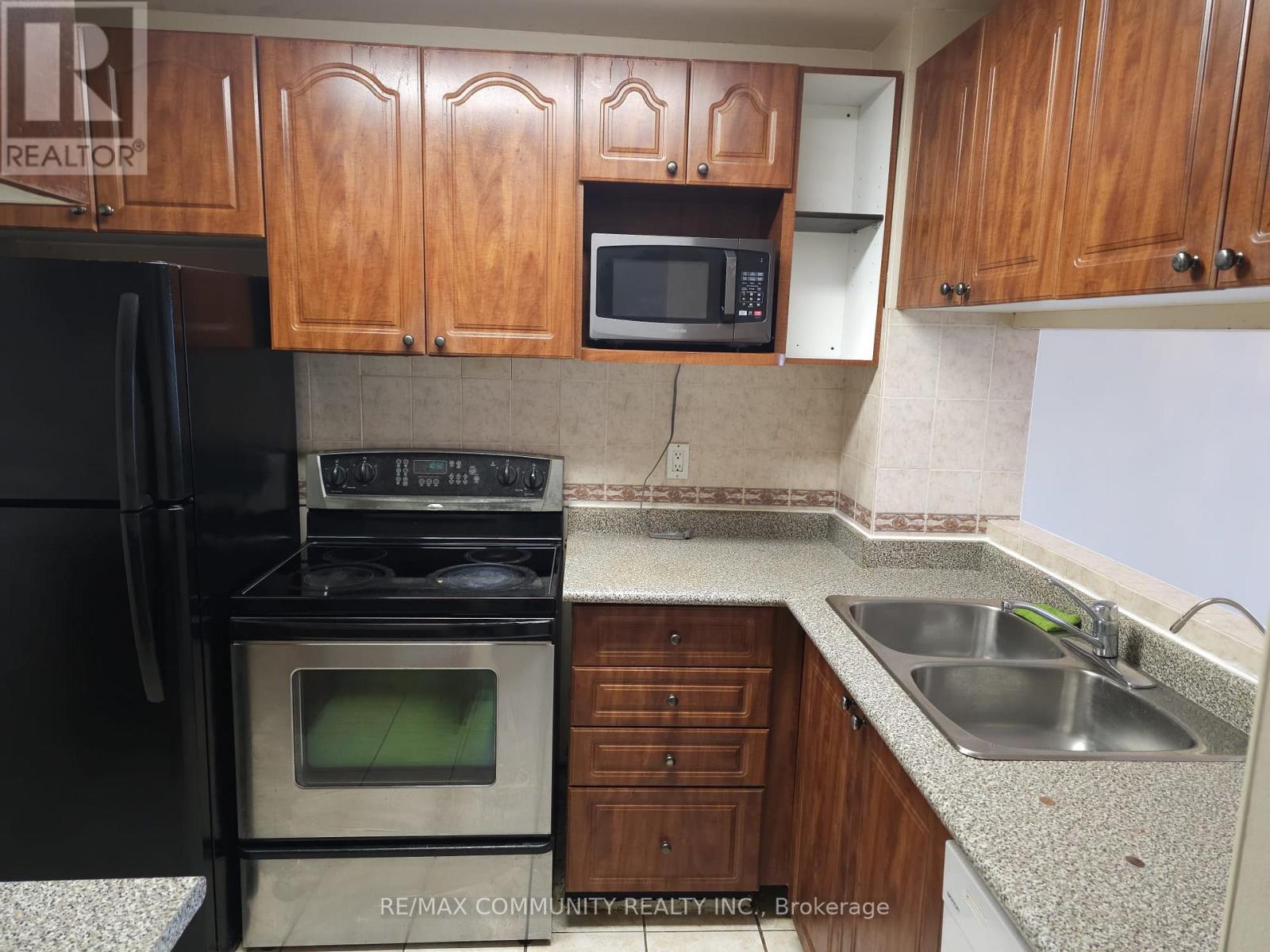 403 - 3050 Ellesmere Road, Toronto, Ontario  M1E 5E6 - Photo 3 - E13538030