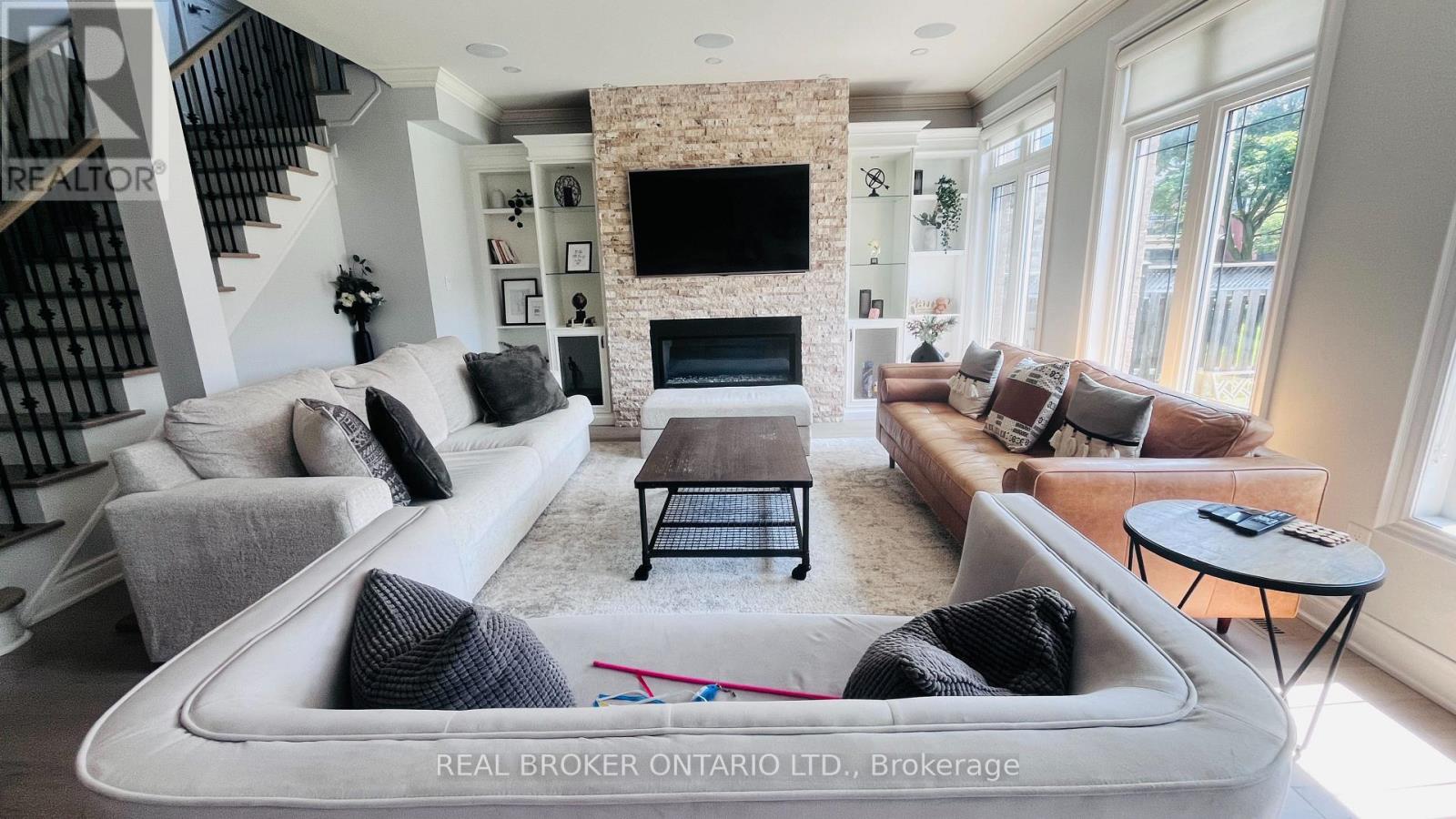 15 Birch Park Drive, Whitby, Ontario  L1R 3P2 - Photo 15 - E13538076