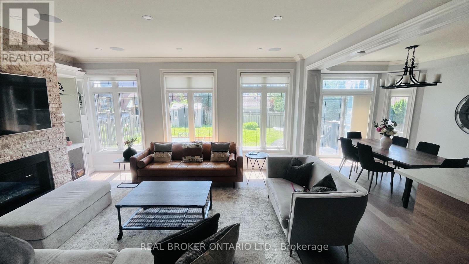 15 Birch Park Drive, Whitby, Ontario  L1R 3P2 - Photo 17 - E13538076