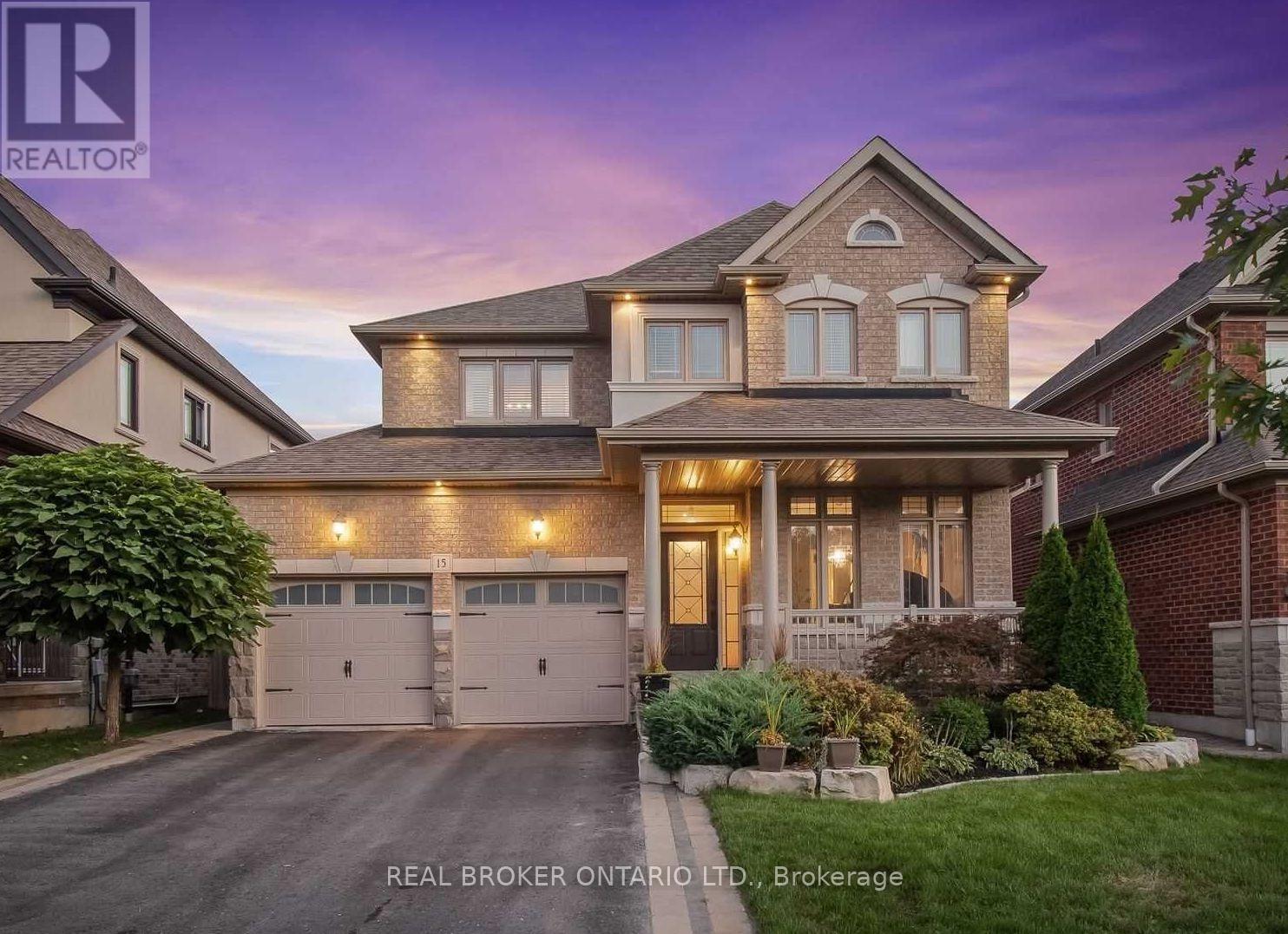 15 Birch Park Drive, Whitby, Ontario  L1R 3P2 - Photo 2 - E13538076