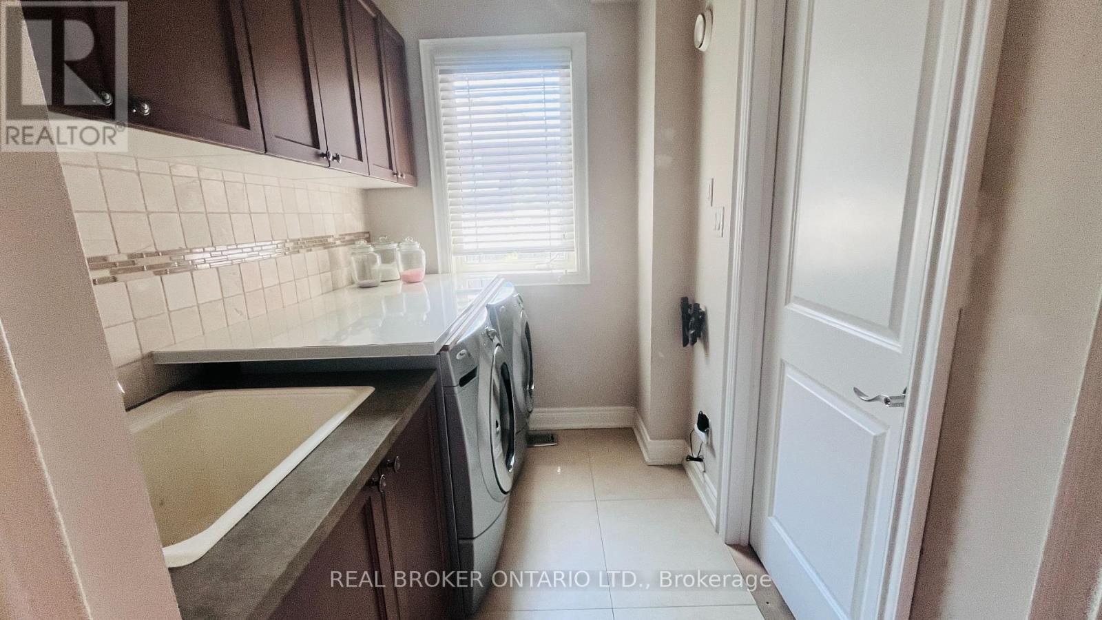 15 Birch Park Drive, Whitby, Ontario  L1R 3P2 - Photo 37 - E13538076