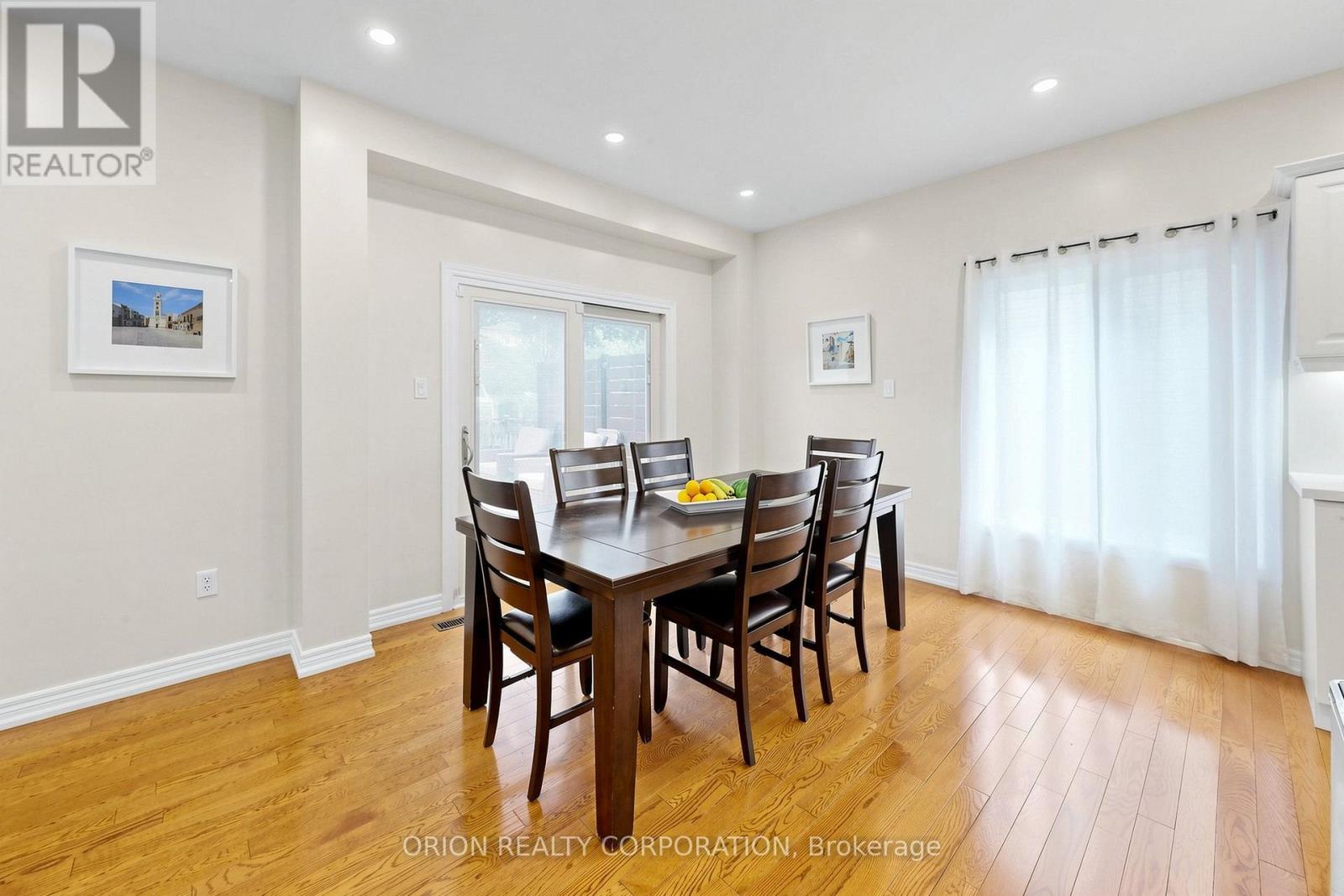 11 Davey Street, Ajax, Ontario  L1Z 1K8 - Photo 12 - E13538078