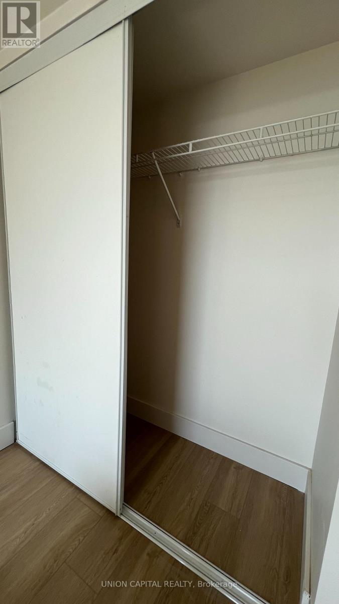 1907 - 38 Lee Centre Drive, Toronto, Ontario  M1H 3J7 - Photo 7 - E13538174