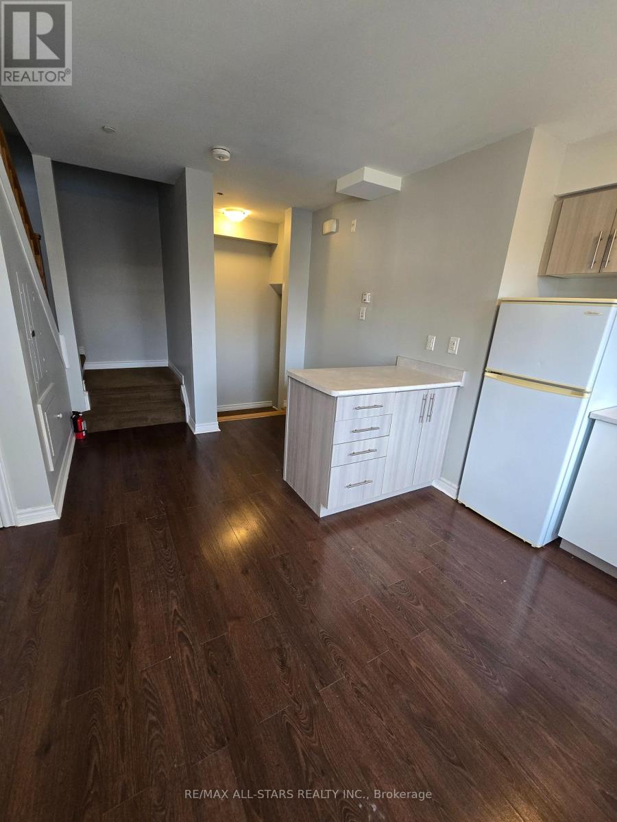 2 - 109 Rushbrooke Avenue, Toronto, Ontario M4M 3A8 - Photo 4 - E13538232