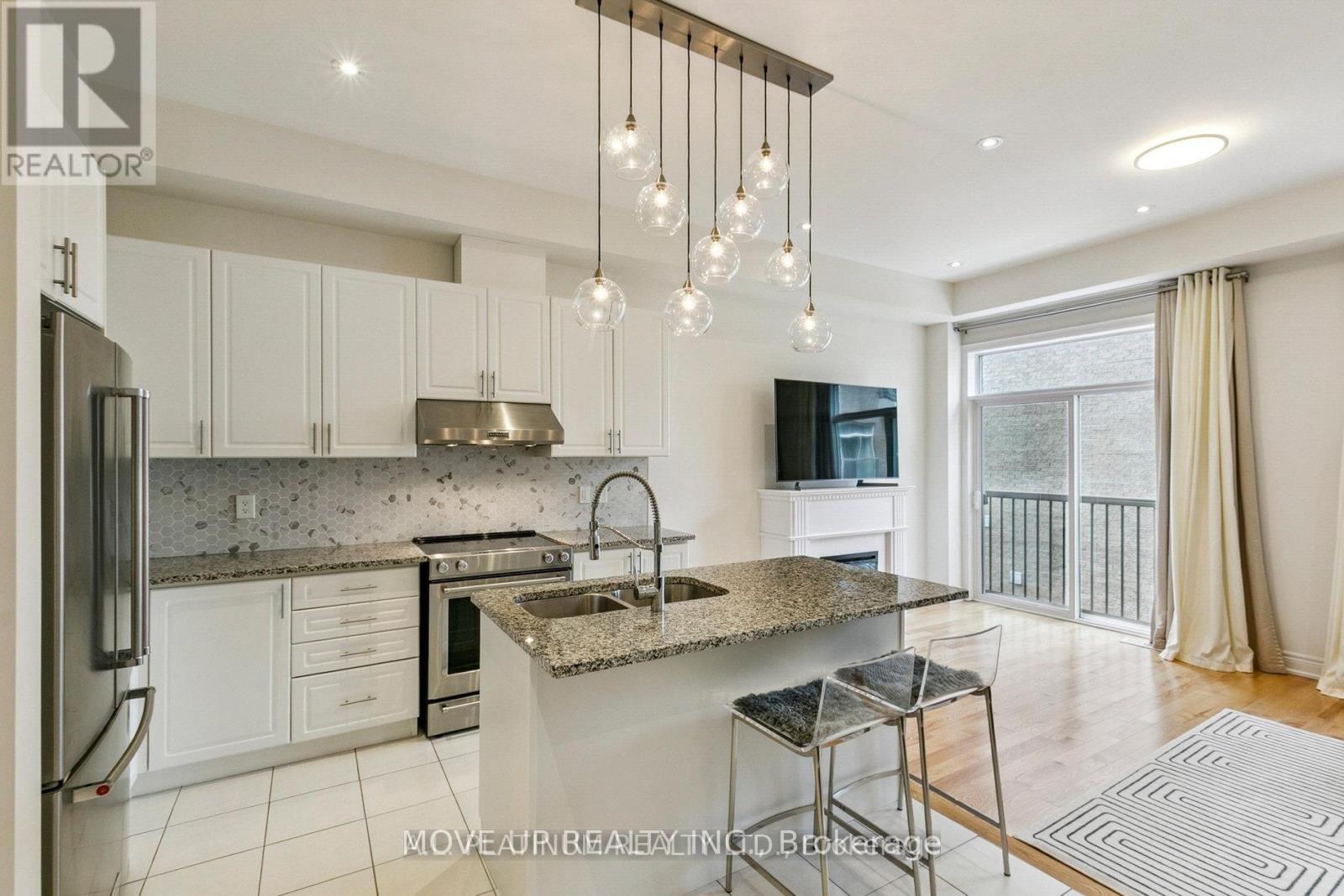 32 Kingsville Lane, Richmond Hill, Ontario L4C 7V6 - Photo 13 - N13538022