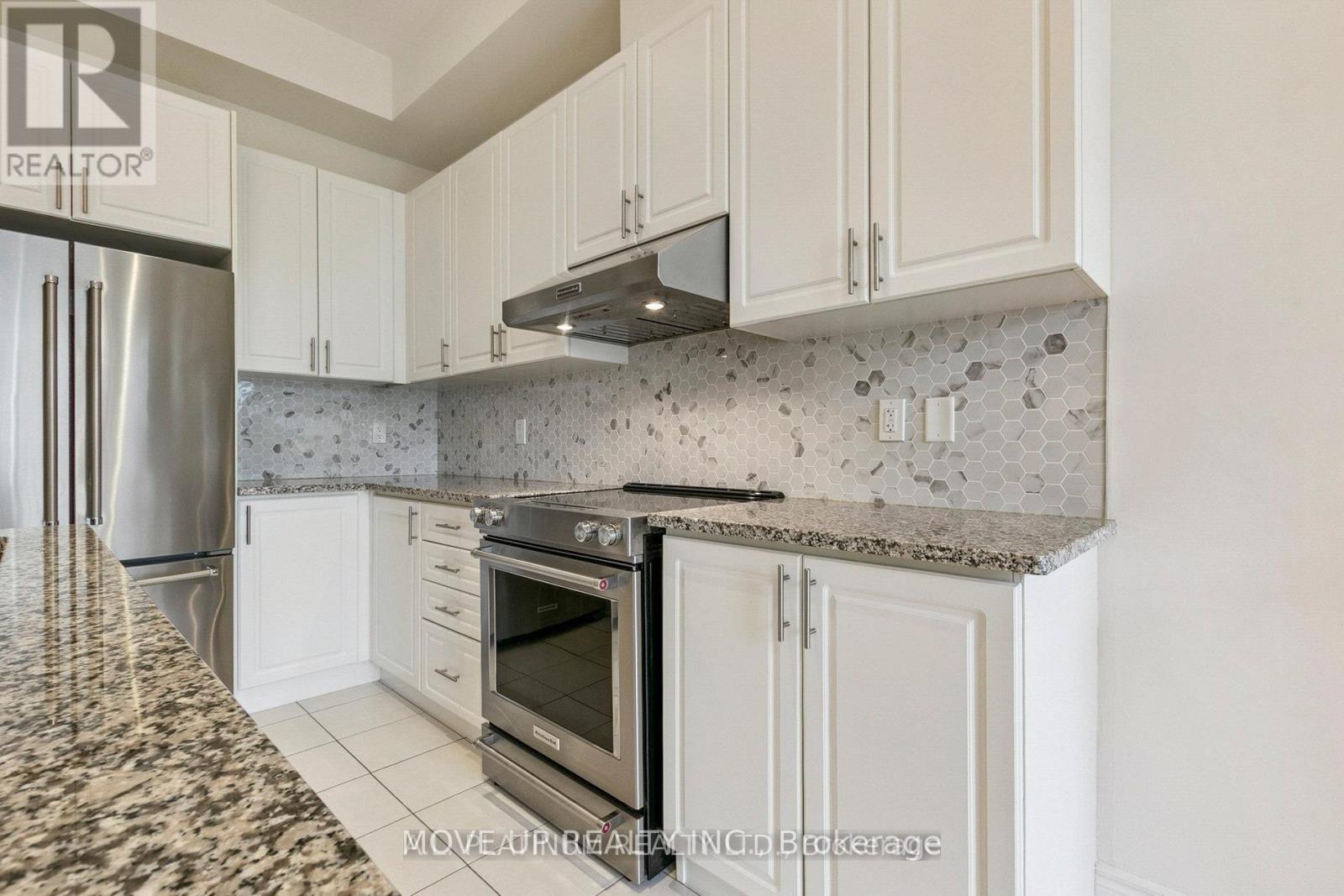 32 Kingsville Lane, Richmond Hill, Ontario L4C 7V6 - Photo 15 - N13538022