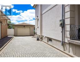 71 HAWMAN AVENUE, Vaughan, Ontario