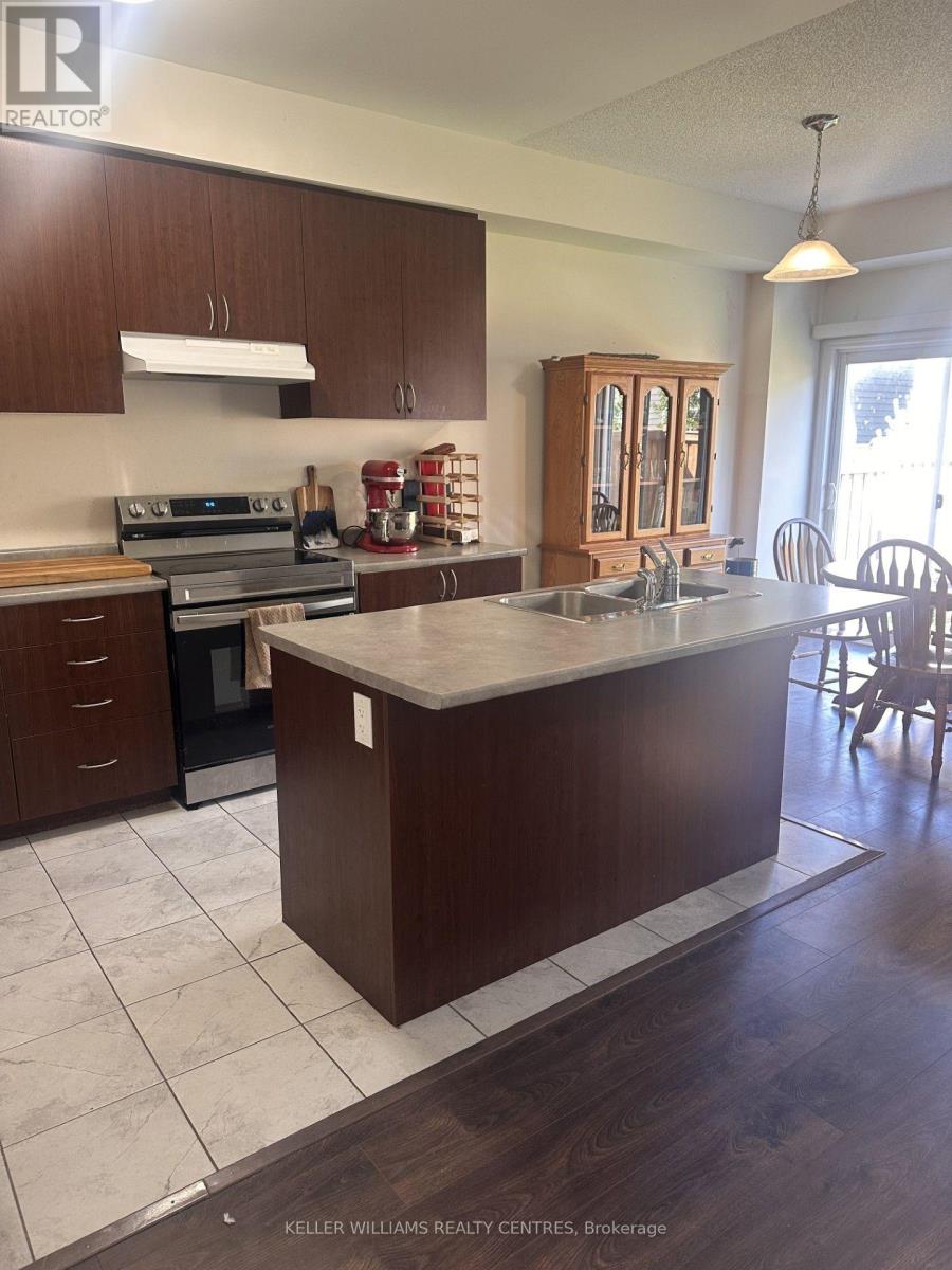 9 Catamaran Drive, Wasaga Beach, Ontario L9Z 0J2 - Photo 8 - S13538064