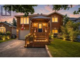 10 PALLING LANE, Barrie, Ontario