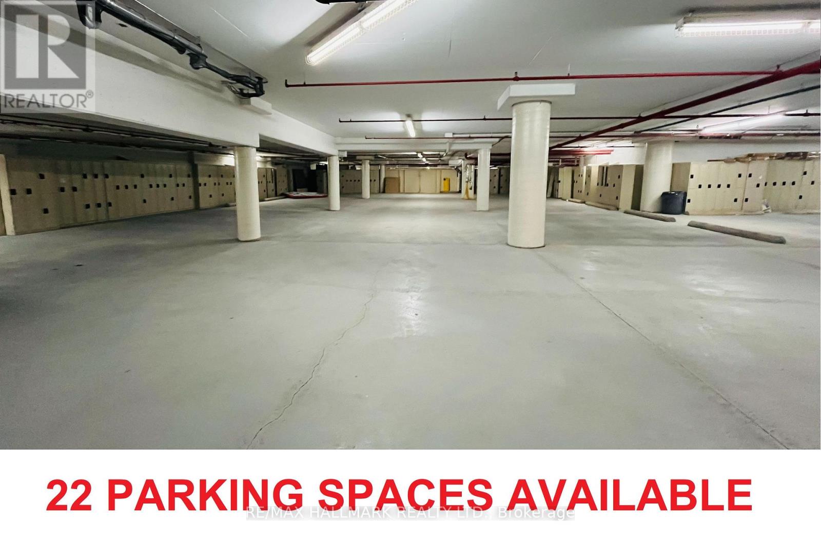 105 GORDON BAKER ROAD, Toronto (Hillcrest Village)
