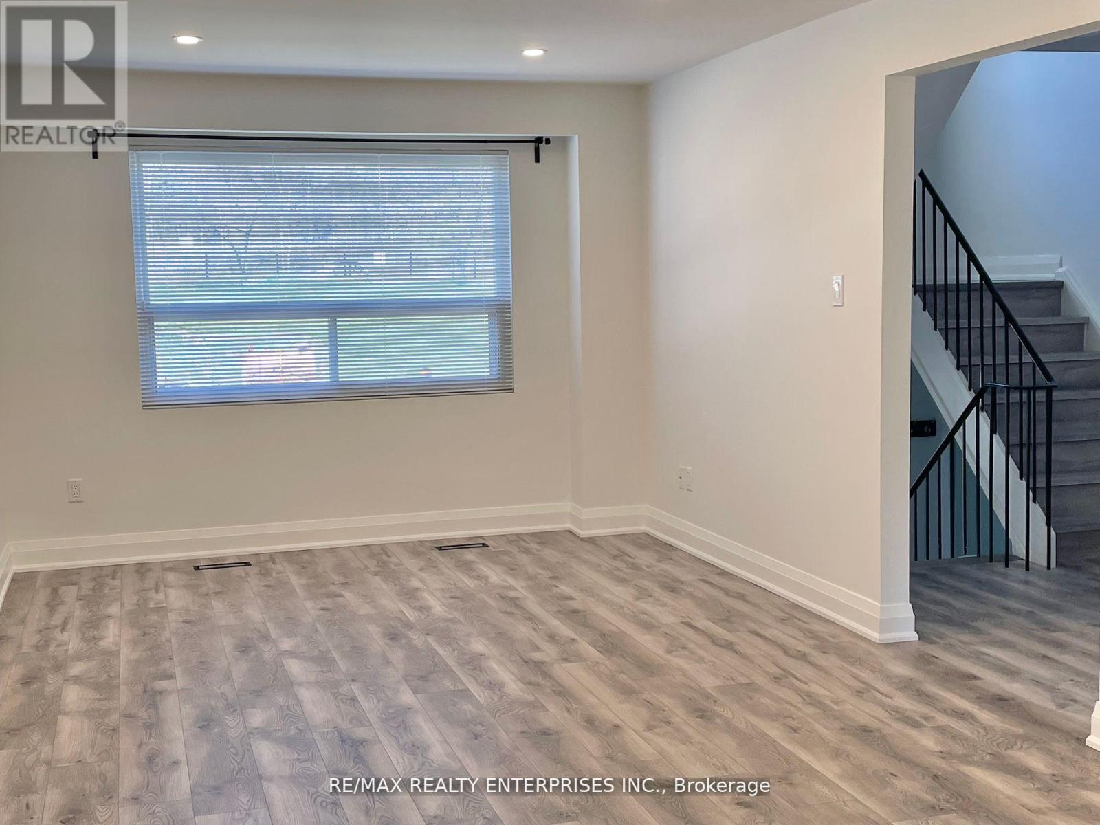 17 - 1055 SHAWNMARR ROAD - Photo 8