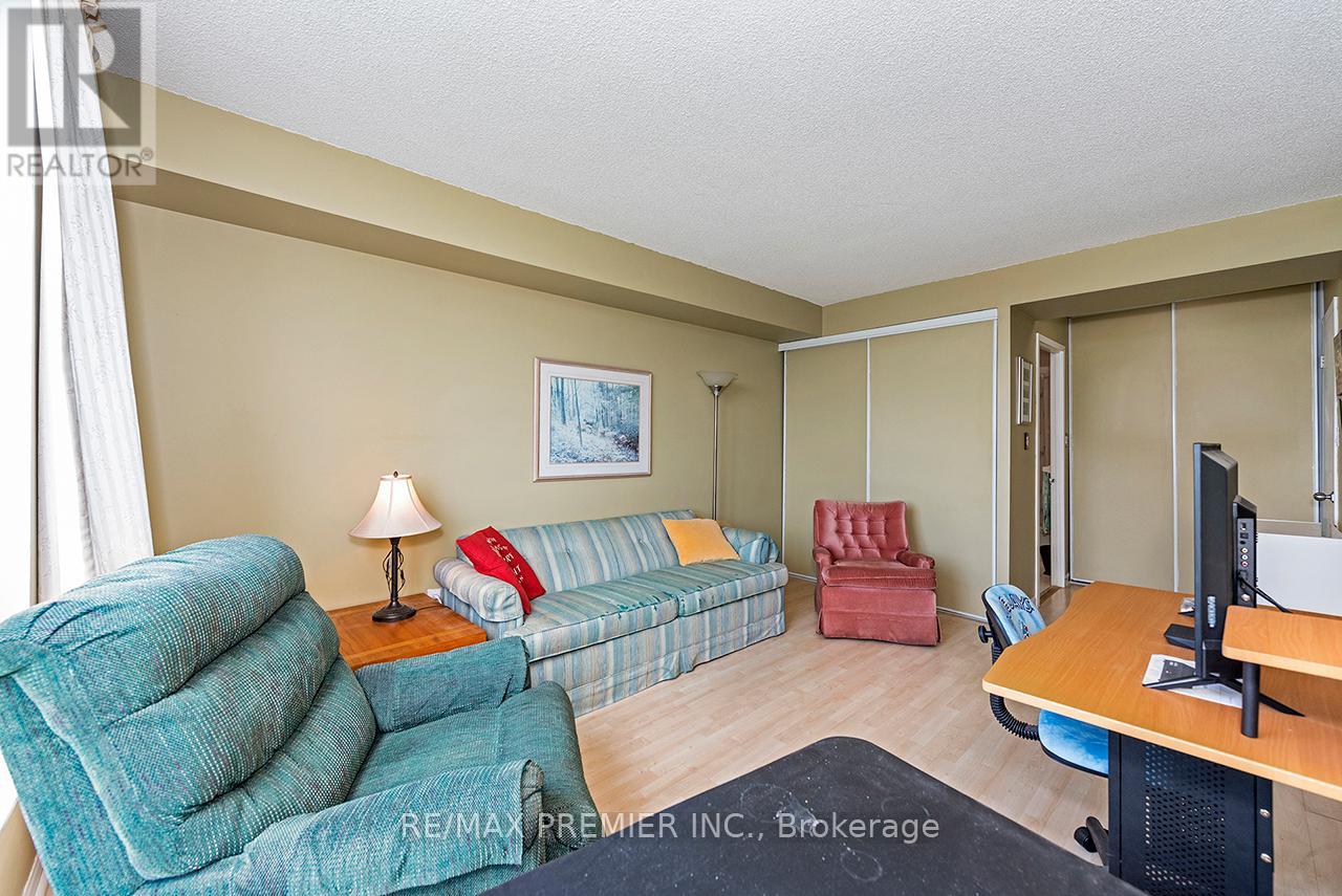 1504 - 1 Hickory Tree Road, Toronto, Ontario  M9N 3W4 - Photo 16 - W13537954