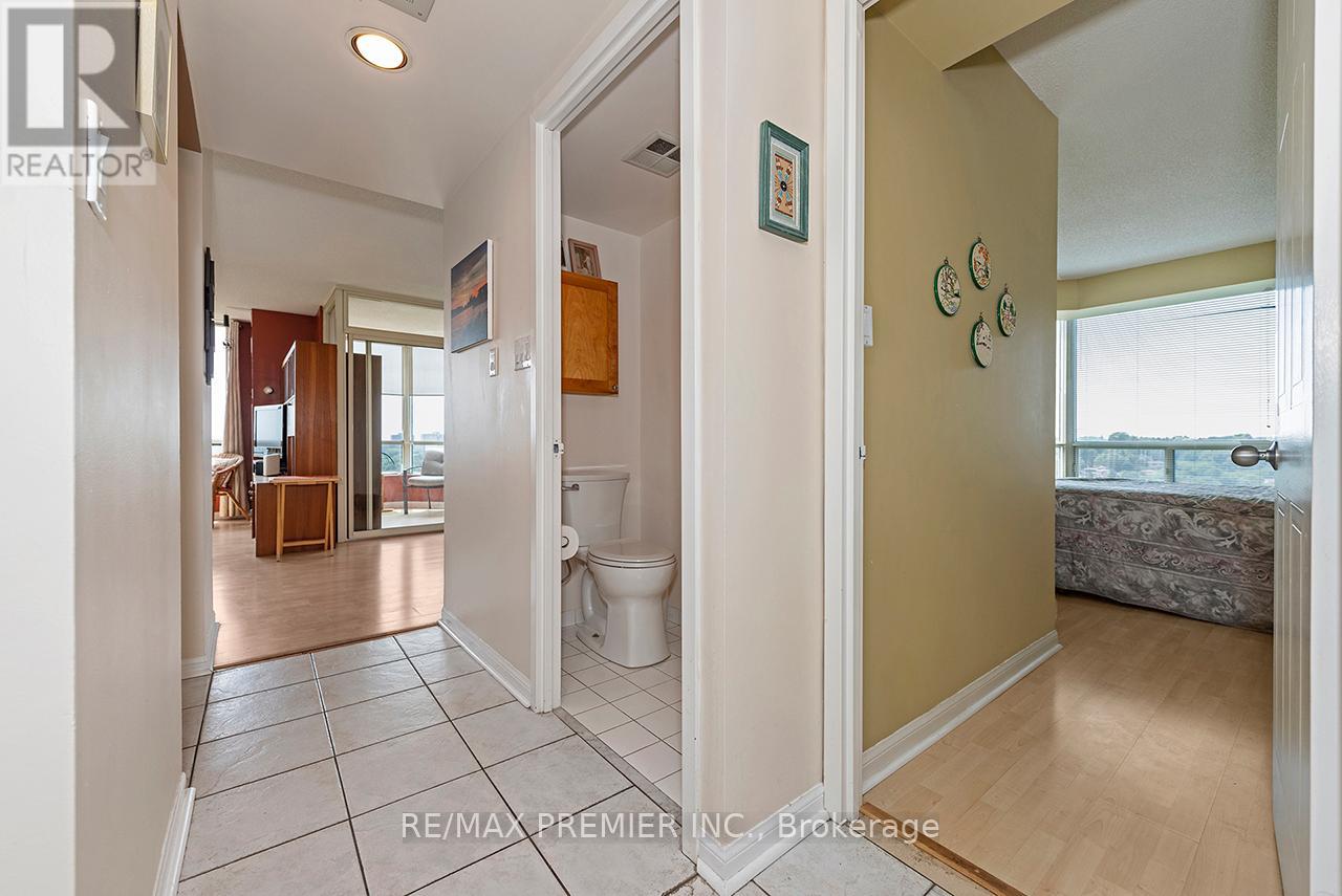 1504 - 1 Hickory Tree Road, Toronto, Ontario  M9N 3W4 - Photo 17 - W13537954