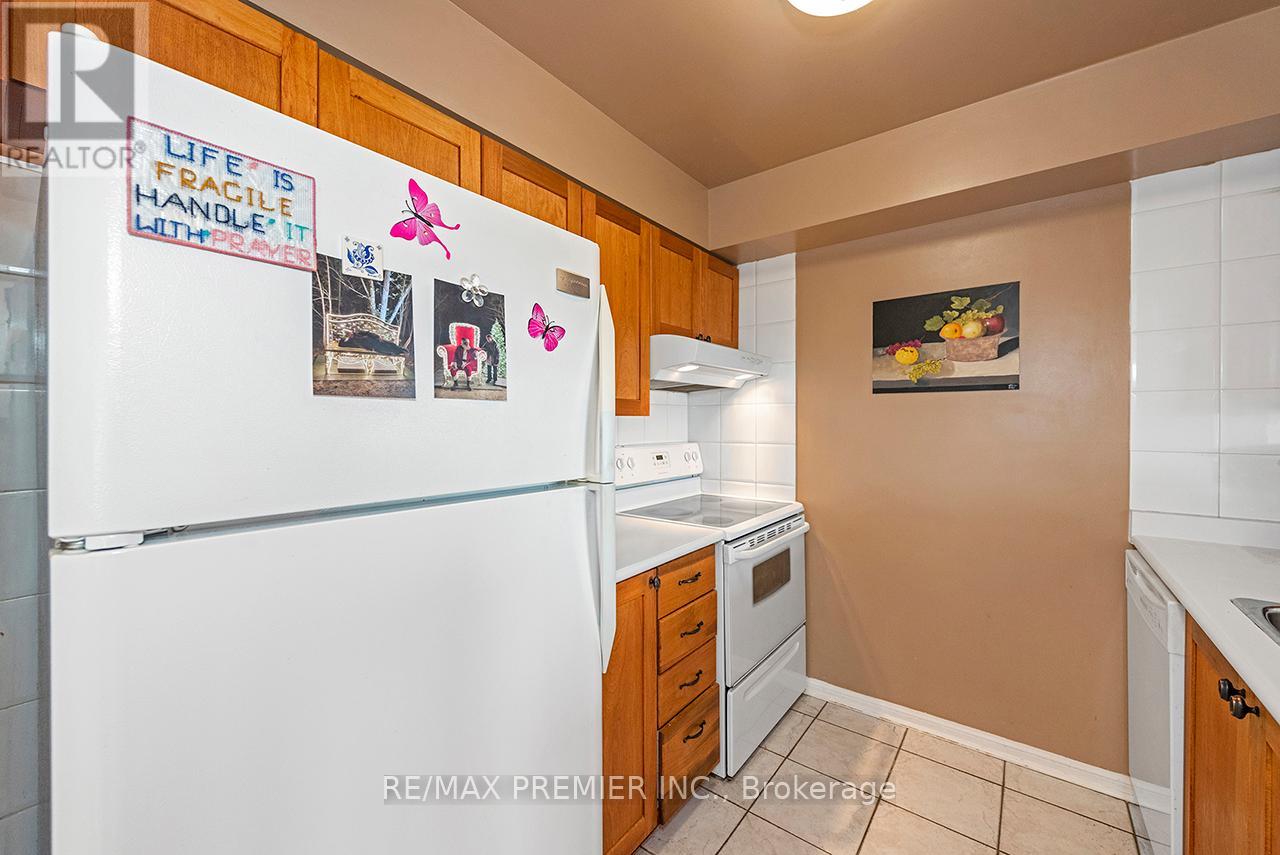 1504 - 1 Hickory Tree Road, Toronto, Ontario  M9N 3W4 - Photo 28 - W13537954
