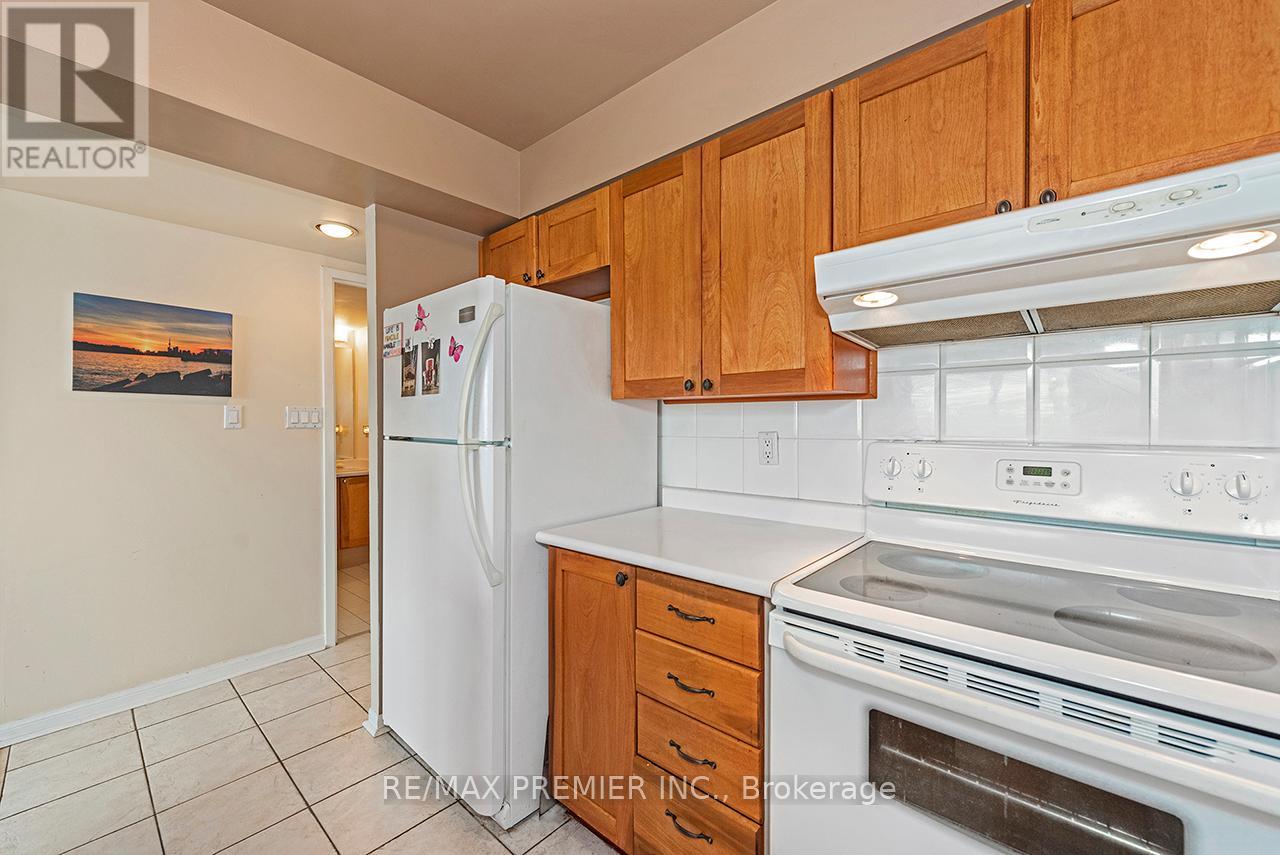 1504 - 1 Hickory Tree Road, Toronto, Ontario  M9N 3W4 - Photo 31 - W13537954