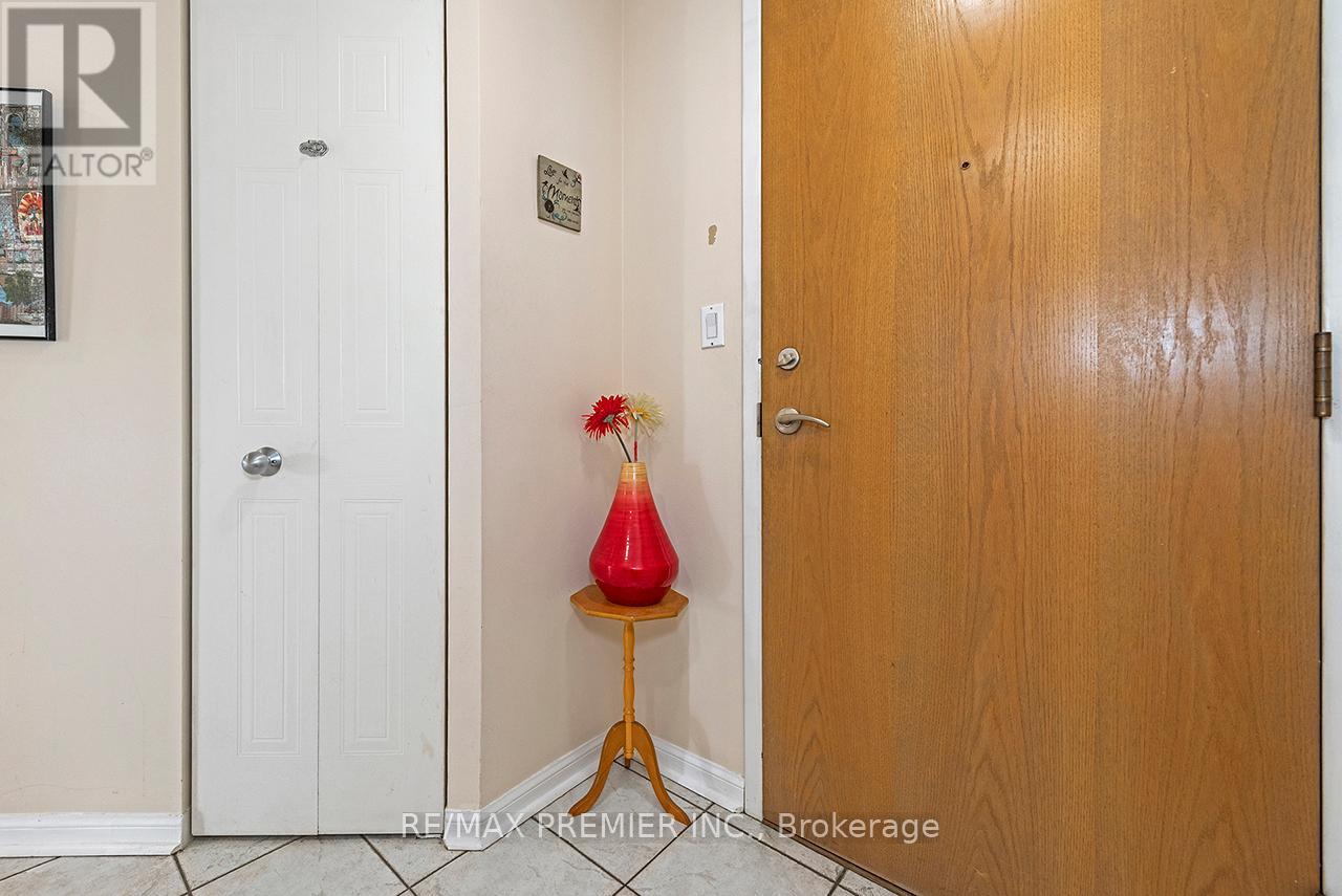 1504 - 1 Hickory Tree Road, Toronto, Ontario  M9N 3W4 - Photo 6 - W13537954