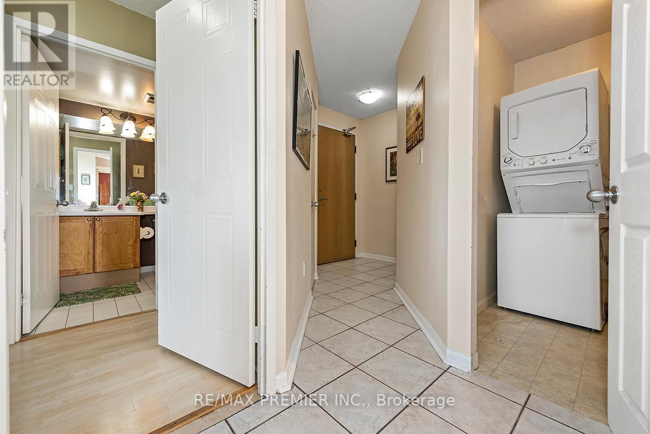 1504 - 1 Hickory Tree Road, Toronto, Ontario  M9N 3W4 - Photo 9 - W13537954