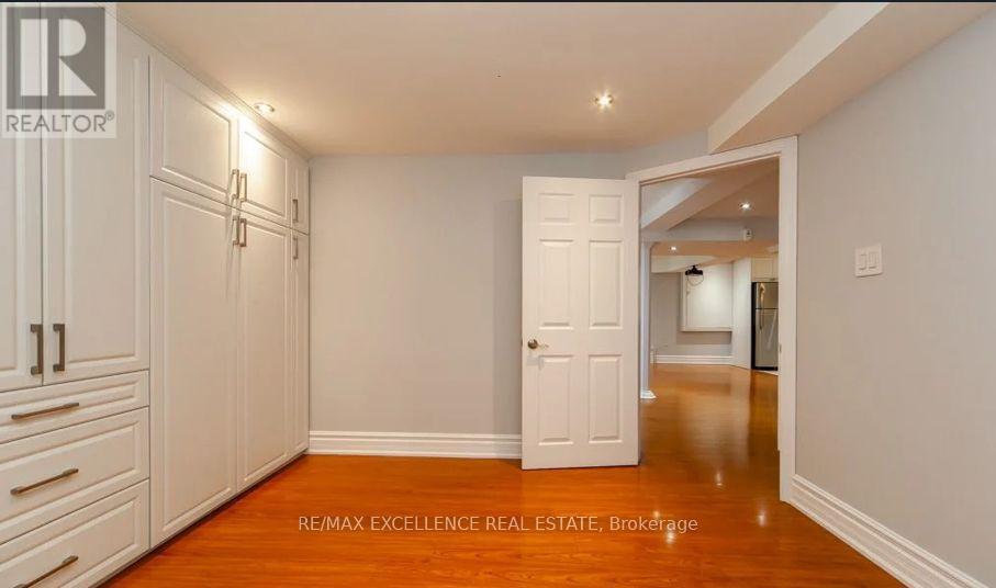 3262 Crimson King Circle, Mississauga, Ontario L5N 8M8 - Photo 5 - W13538012