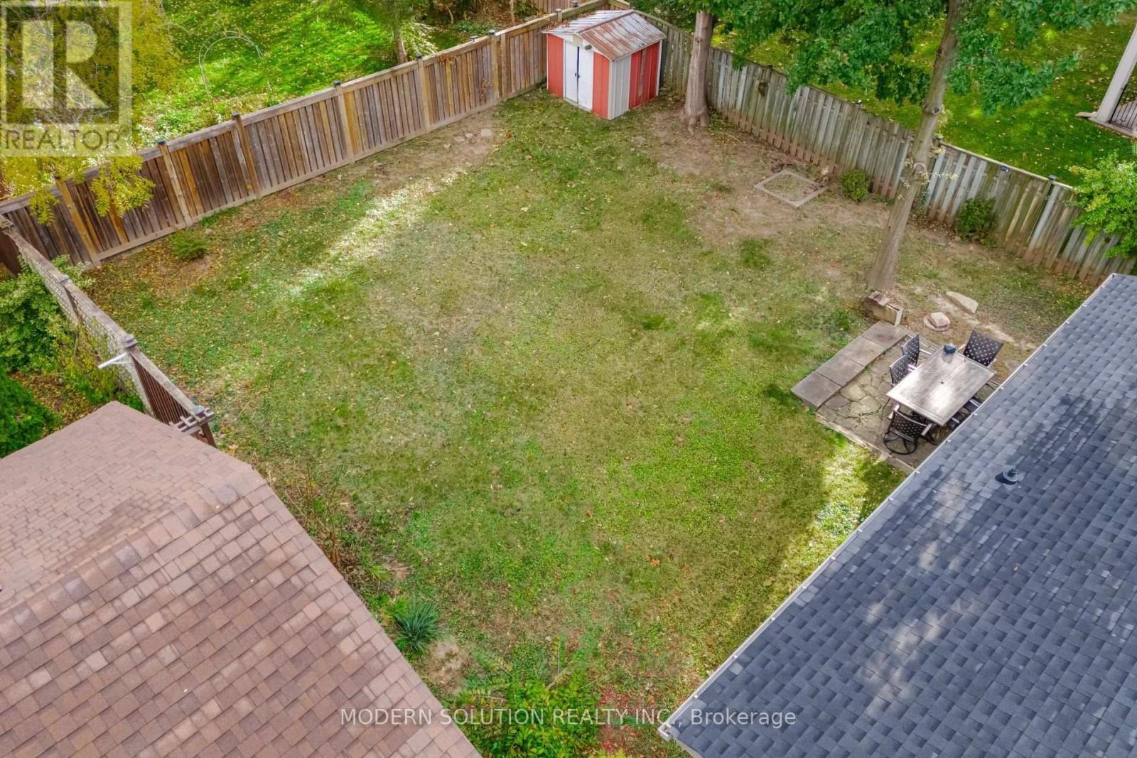 2557 Mindemoya Road, Mississauga, Ontario  L5C 2R1 - Photo 35 - W13538074