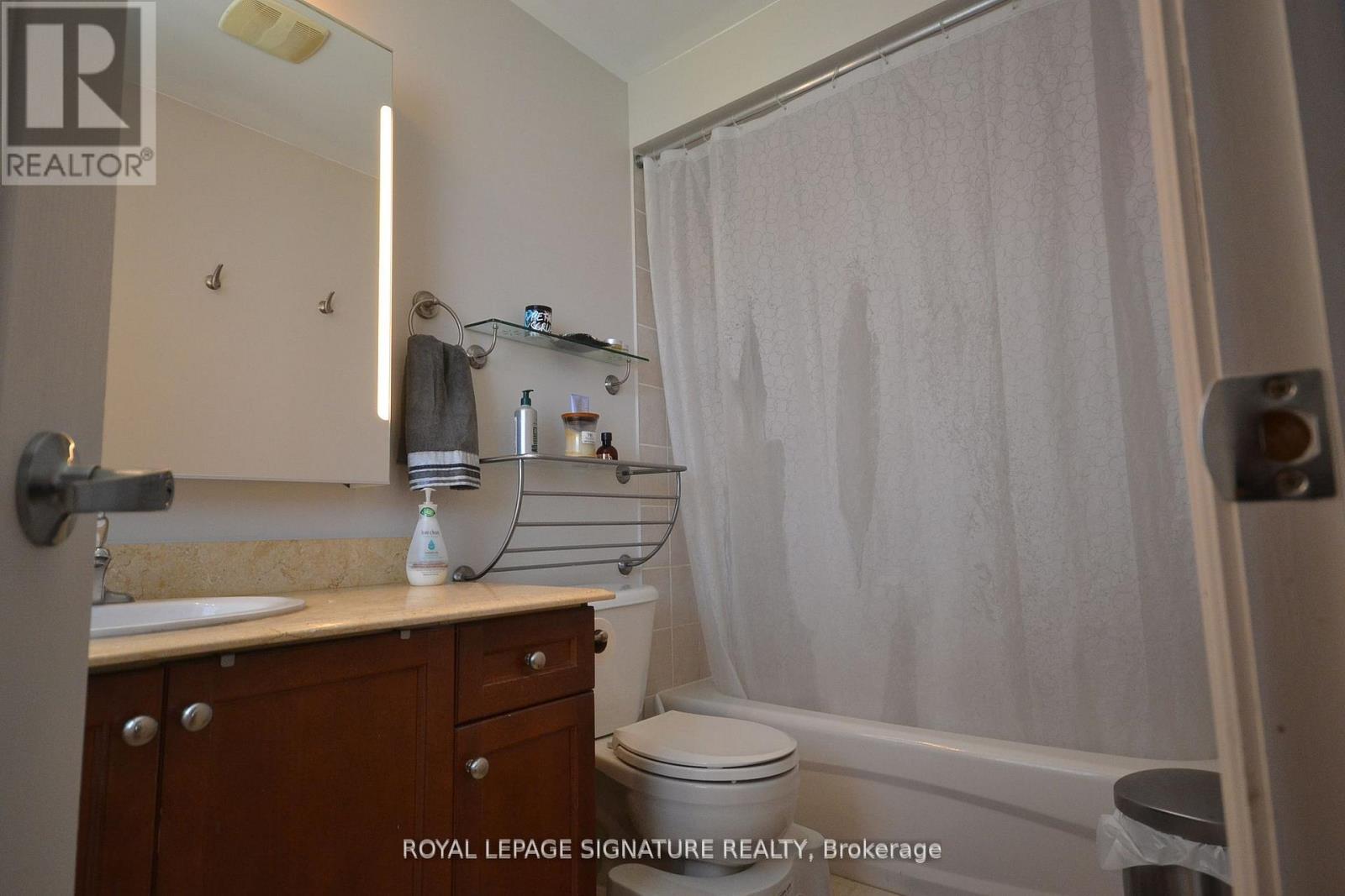 3967 Stardust Drive, Mississauga, Ontario  L5M 8A6 - Photo 14 - W13538136