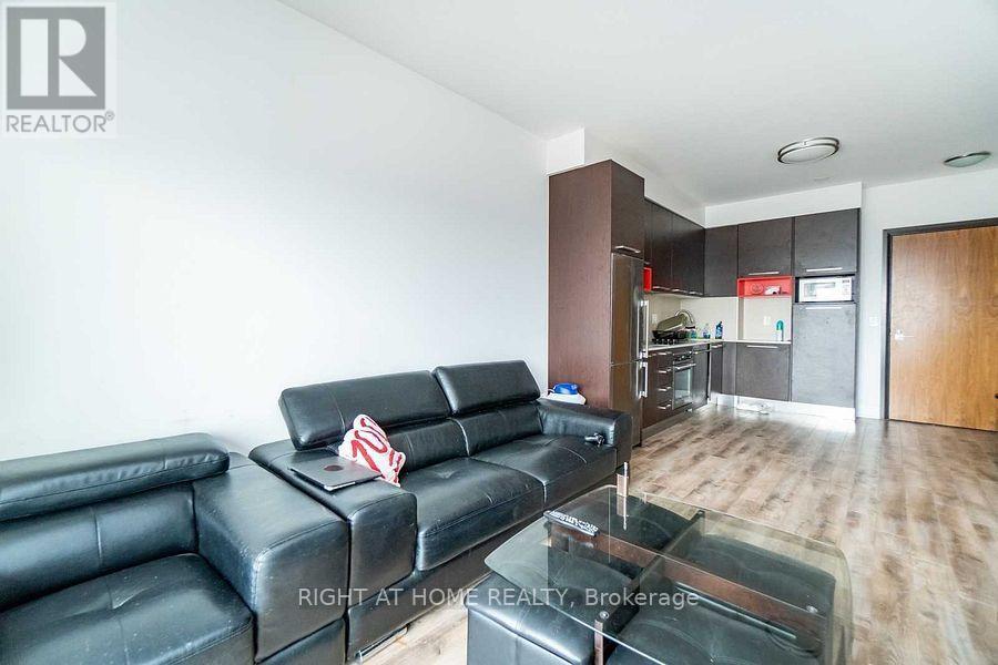 1304 - 36 Park Lawn Road, Toronto, Ontario  M8V 0E5 - Photo 4 - W13538204