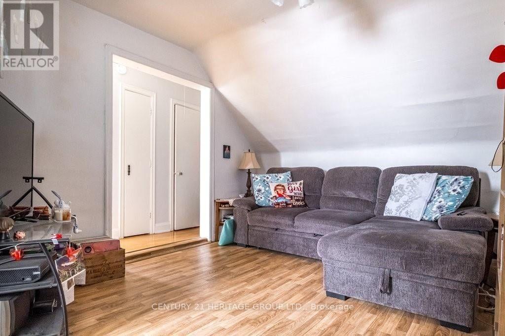 1125 Cannon Street E, Hamilton, Ontario  L8L 2J7 - Photo 4 - X13423036