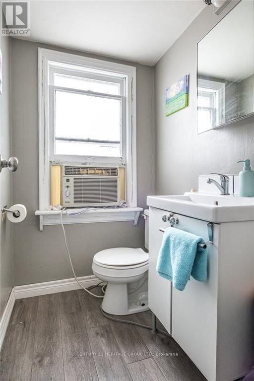 1125 Cannon Street E, Hamilton, Ontario  L8L 2J7 - Photo 9 - X13423036