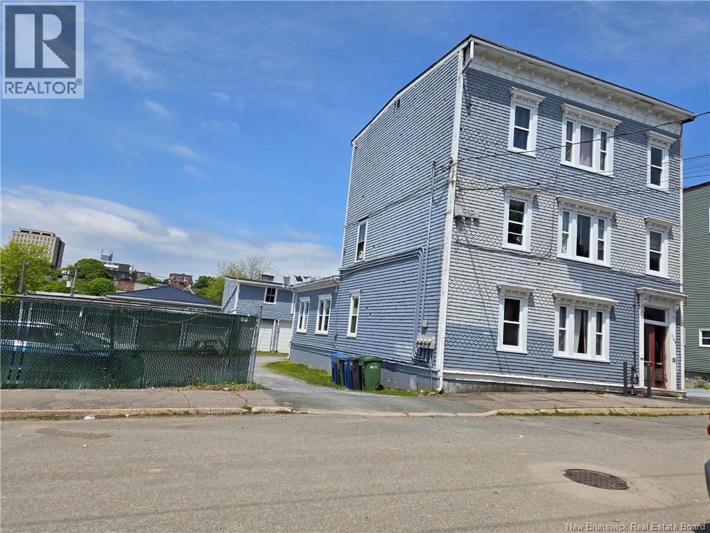 149 Britain Street, Saint John, New Brunswick E2L 1X3 - Photo 2 - NB143636