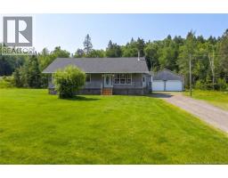 7 Ivey Court, Pennfield, New Brunswick