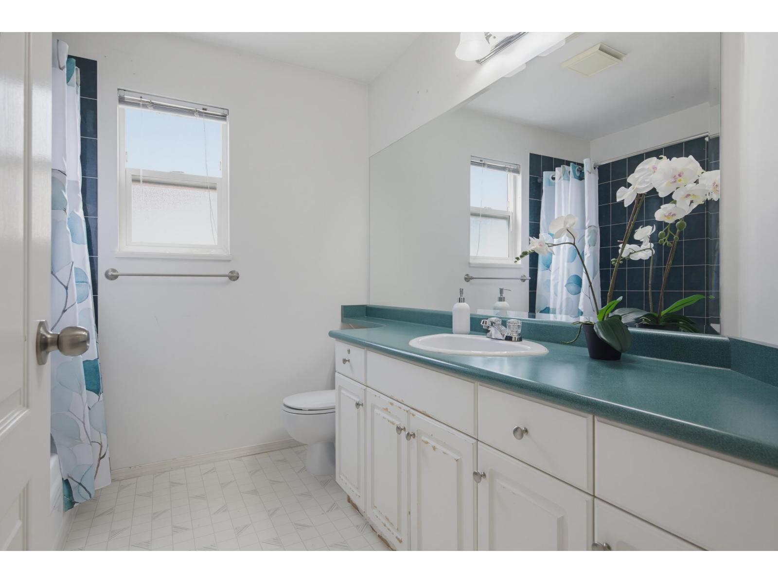 18503 64b Avenue, Surrey, British Columbia  V3S 8S8 - Photo 30 - R3143414