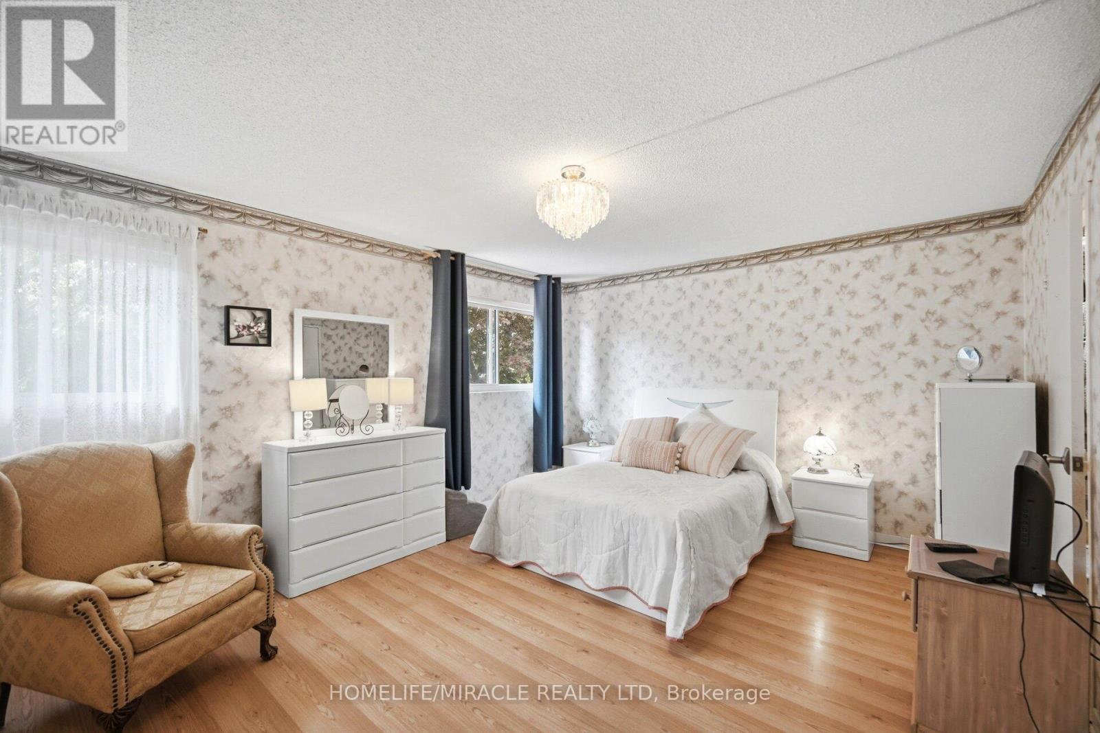 14 Tara Park Crescent, Brampton, Ontario  L6V 3E3 - Photo 20 - W13508856