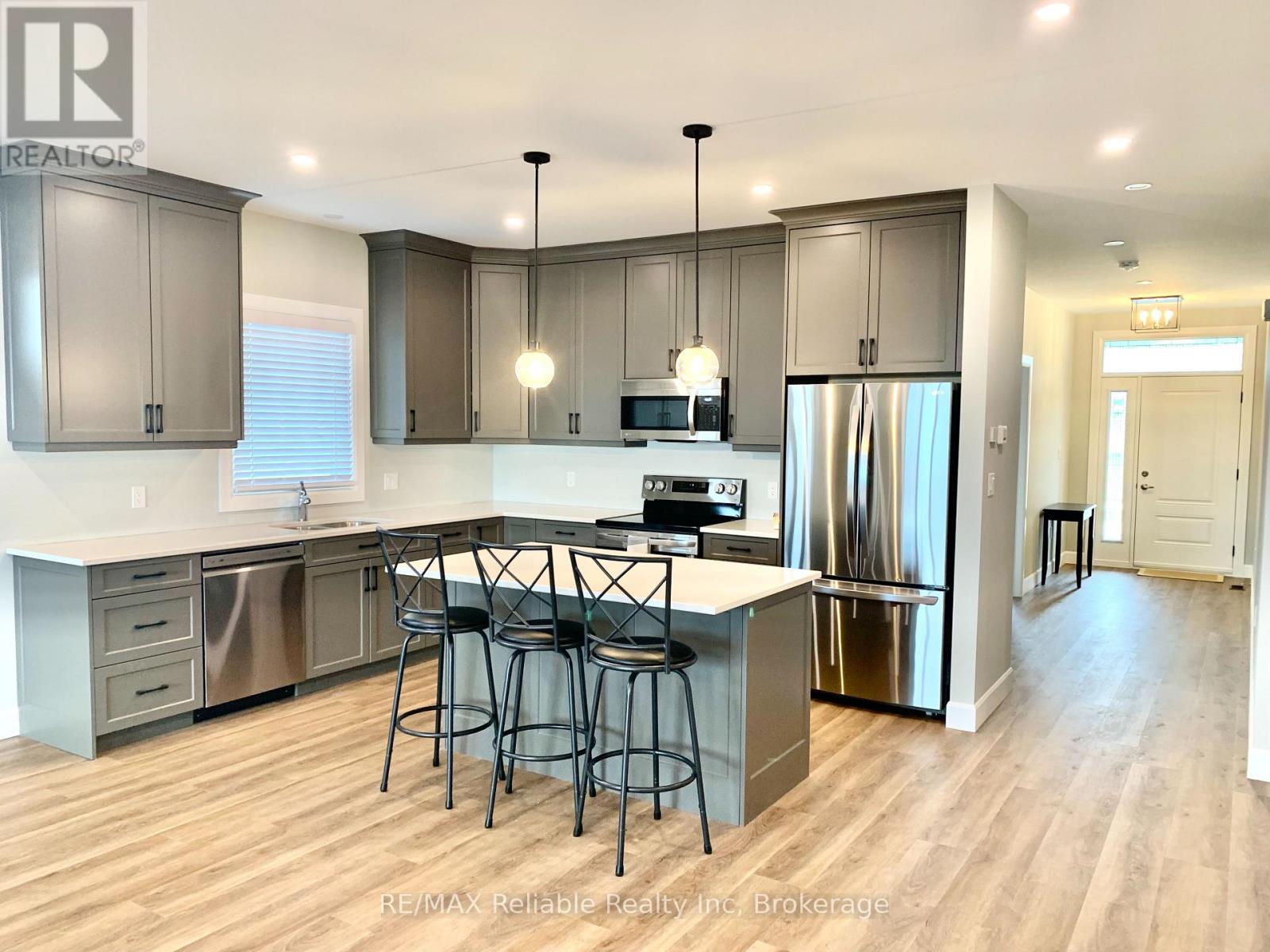 454 Warren Street, Goderich, Ontario  N7A 0C3 - Photo 2 - X13538394