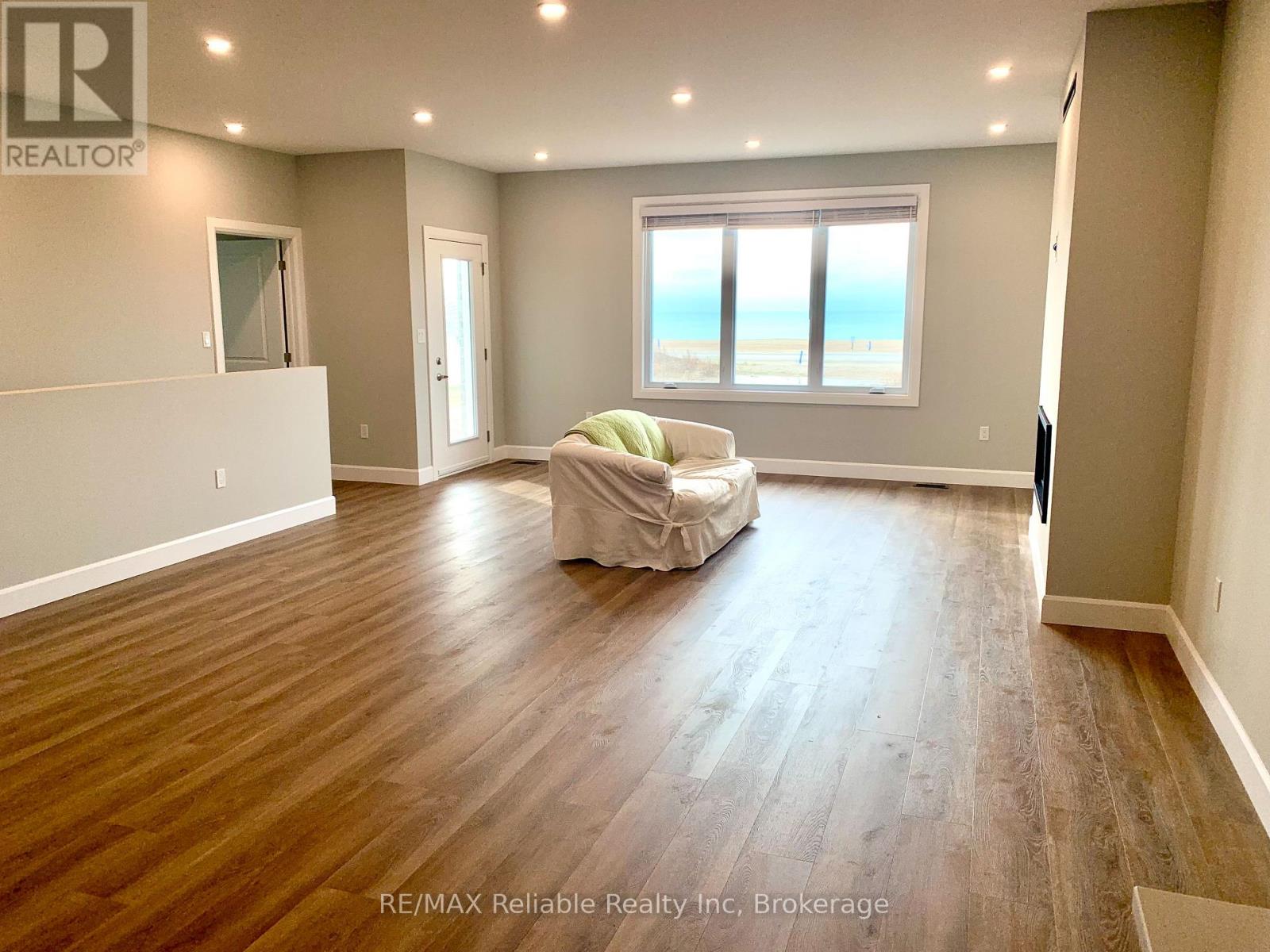 454 Warren Street, Goderich, Ontario  N7A 0C3 - Photo 5 - X13538394