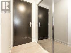 1010 - 1080 Bay Street, Toronto, Ontario  M5S 0A5 - Photo 2 - C13538330