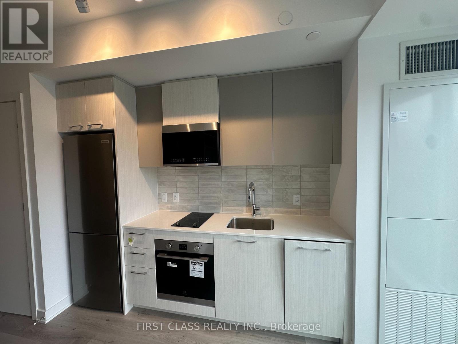 446 - 30 Dreamers Way, Toronto, Ontario  M5A 0Y7 - Photo 5 - C13538366
