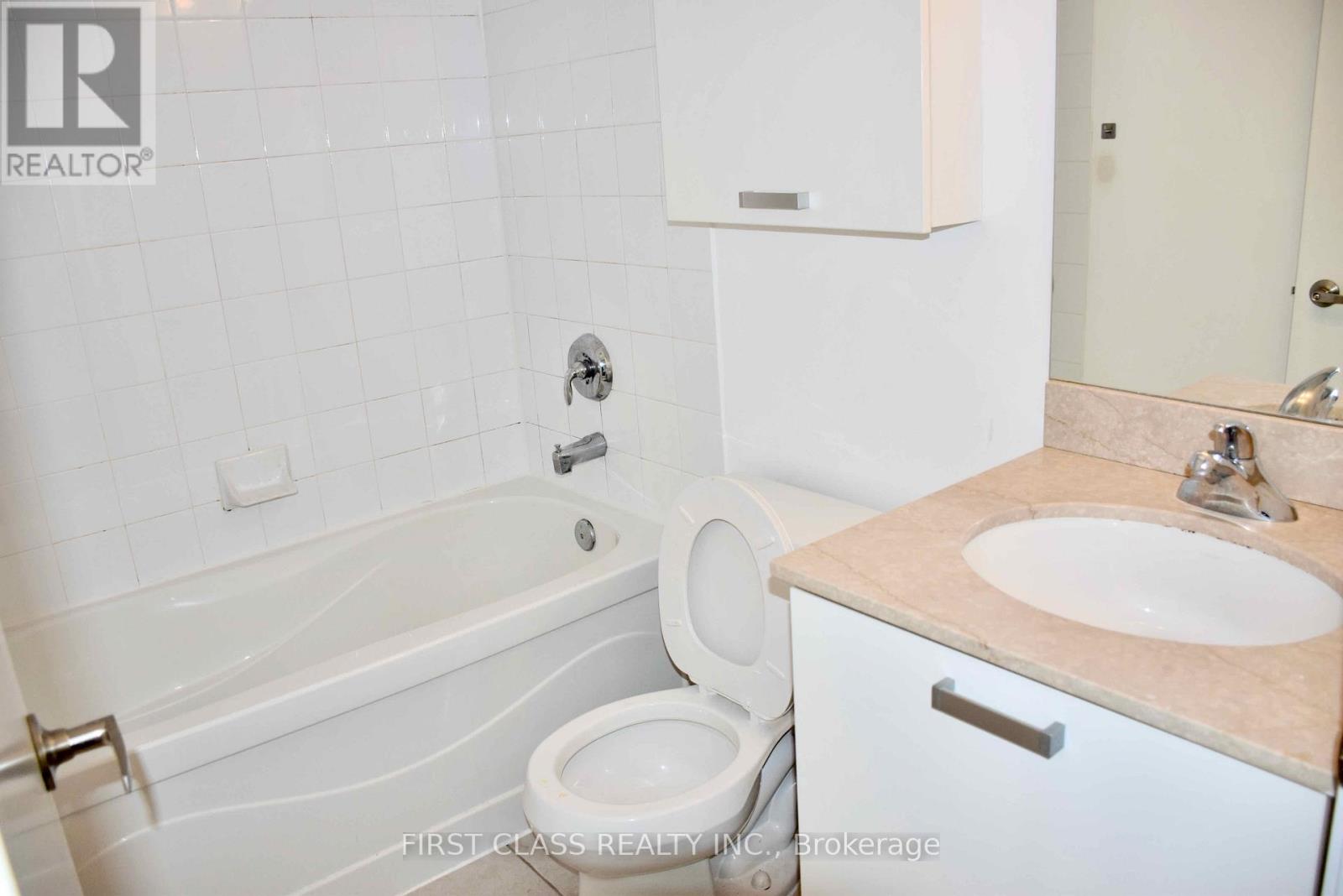 1406 - 37 Grosvenor Street, Toronto, Ontario  M4Y 3G5 - Photo 8 - C13538412