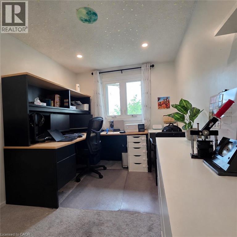 158 Newbury Drive, Kitchener, Ontario  N2N 2N8 - Photo 26 - 40839645