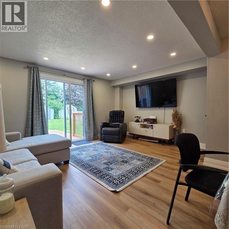 158 Newbury Drive, Kitchener, Ontario  N2N 2N8 - Photo 10 - 40839645
