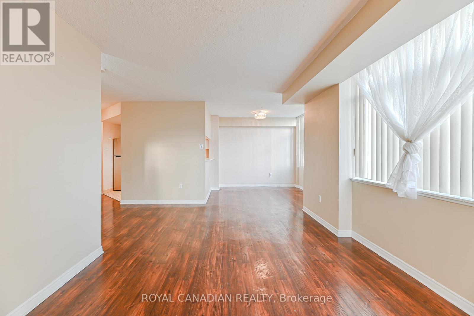 703 - 88 Alton Towers Circle, Toronto, Ontario  M1V 5C5 - Photo 10 - E13538338