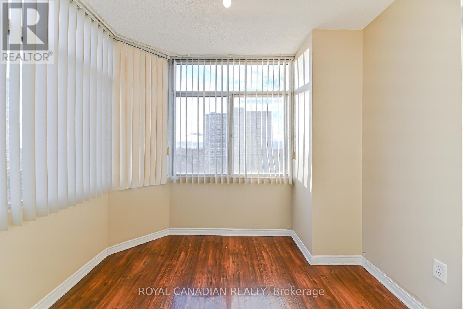 703 - 88 Alton Towers Circle, Toronto, Ontario  M1V 5C5 - Photo 23 - E13538338