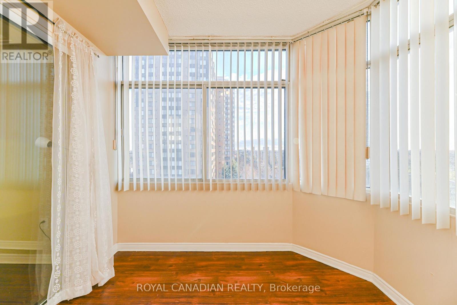 703 - 88 Alton Towers Circle, Toronto, Ontario  M1V 5C5 - Photo 24 - E13538338